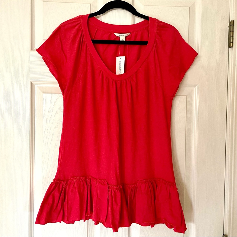 🌺 Banana Republic Red Drop-Waist Top with Ruffle Hem